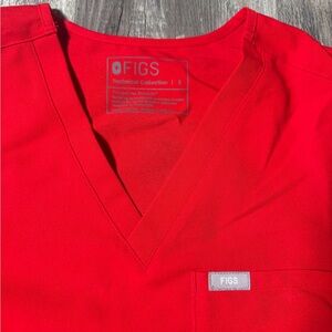Figs Vivid Red Scrub Top

PO 2216 -WINNING RED